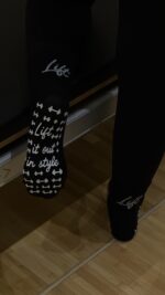 Lift & stick socks V2 - Image 3